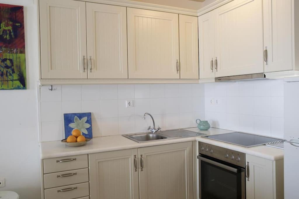 Beachfront 2br - Free Parking Appartement *